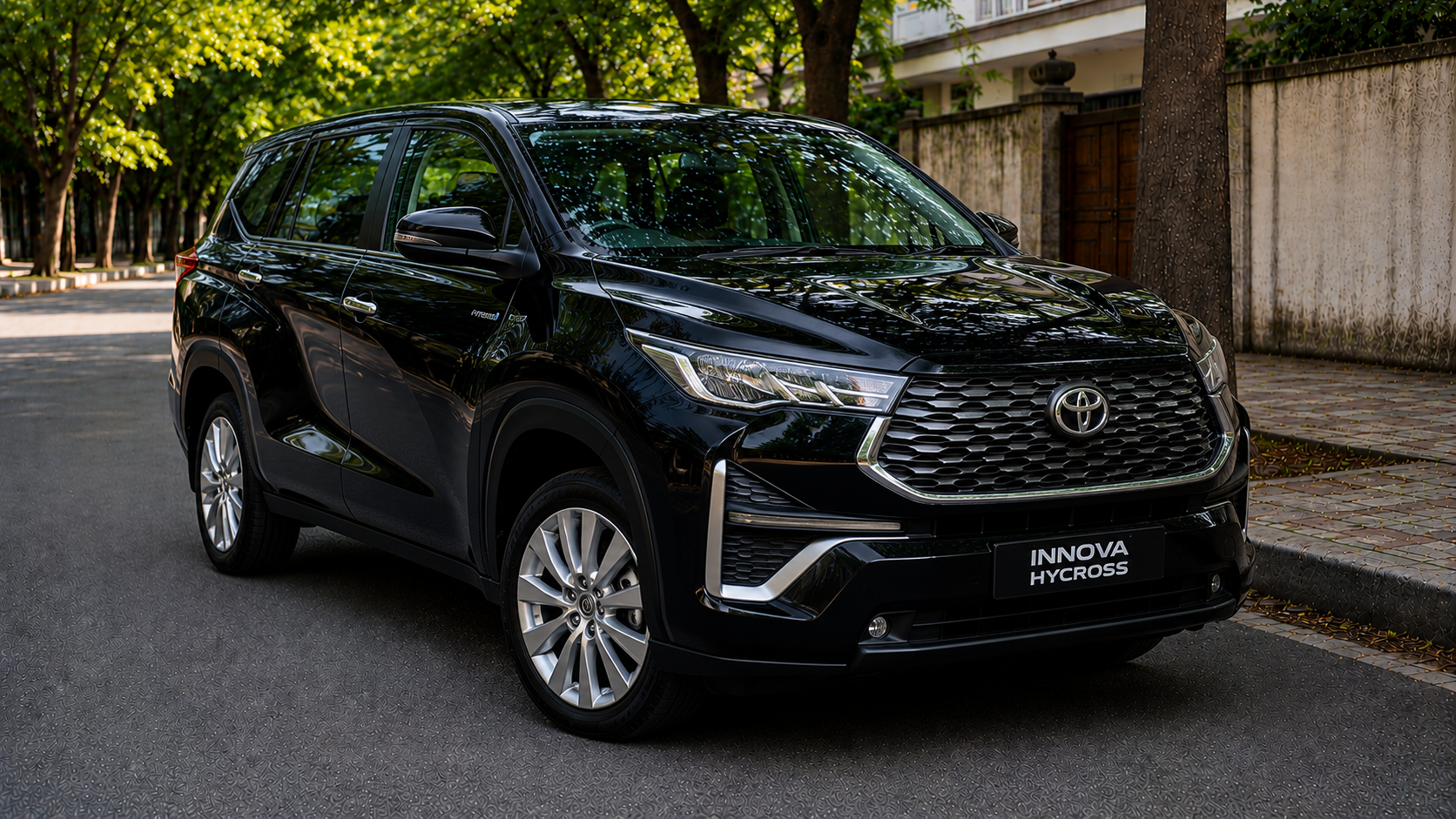 Innova Hycross